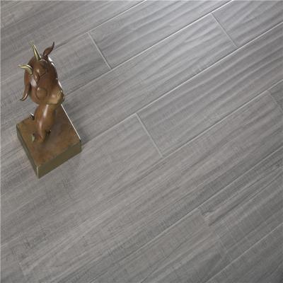 中国 Anti-water Parquet Laminate Flooring Oak Engineered Wooden Flooring12.3mm 販売のため