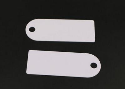 China IP67 Waterproof UHF PVC Hang Tag , RFID Cloth Tag long Read Range for sale