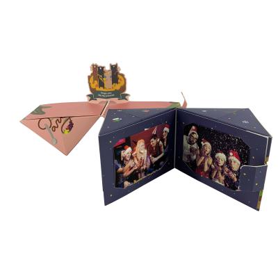 China Recycled Packaging Materials Christmas Geschenk Box Gift Christmas Paper Box for sale