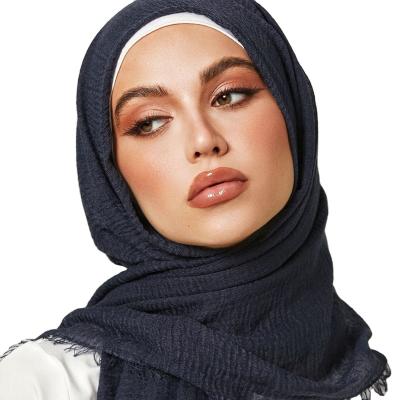 China New Cotton Design Pleated Cotton Scarf Muslim Simple Pleated Cotton Scarf Wholesale for sale