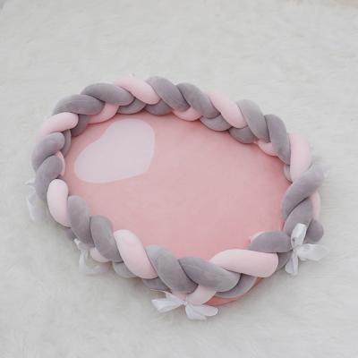 China Portable and Detachable Modern Stylish Braided Arc Baby Crib Pophorn Crib Mat Braided Twist Guard Rail Baby Crib Crib for sale