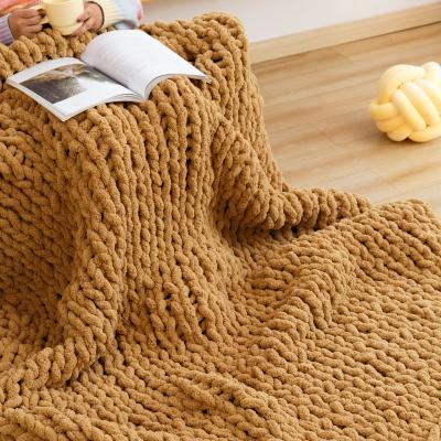 China Comfy and Soft Pophorn Anti-Static Midi Break Blanket Legs Baby Knit Washable Throw Chenille Blanket Wholesale Fleece Covering for sale