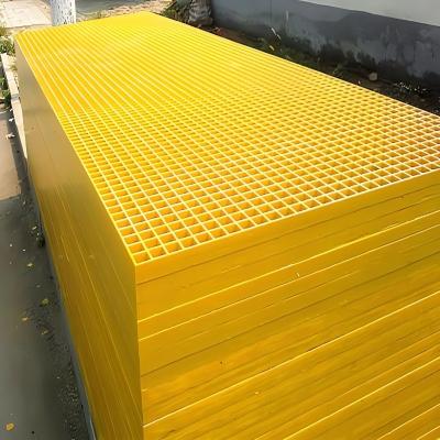 China Fiber Type GFRP Fiberglass Mesh 38mm X 38mm Walkway Floor Composite Gratings TP091 for sale