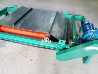 China Zelfontladende permanente magnetische ijzerverwijder met 300 mm magnetische trommel Te koop