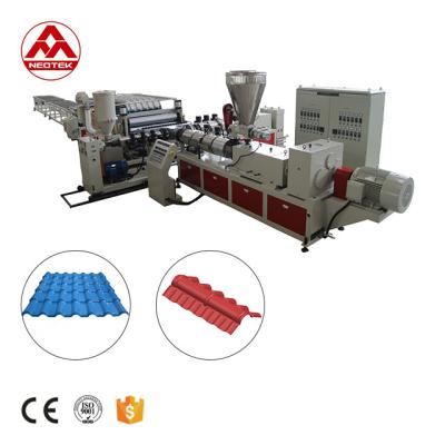 Cina Linea di estrusione di piastrelle di vetro in PVC con dimensioni di 25000x6000x3500 e velocità di vite di 36 giri al minuto in vendita