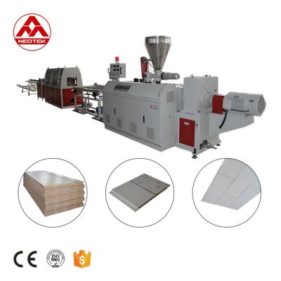 China Automatische Extrusionslinie für PVC-Deckenplatten für die individualisierbare Produktion zu verkaufen