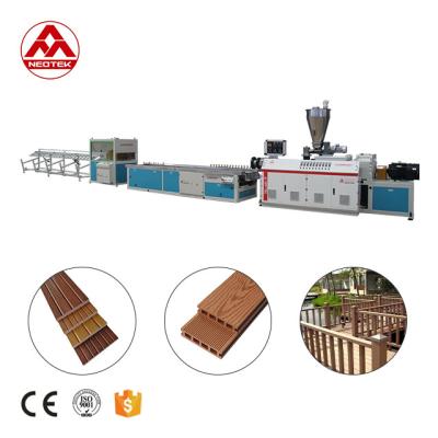 China YF400 Double-screw PP PE Base WPC Extrusion Line voor klantvereisten Te koop