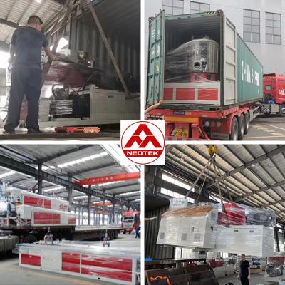 China 5 Verwarmingszones Plastic Extrusion Machine met verbeterd ontwerp en geavanceerde PLC-besturing Te koop