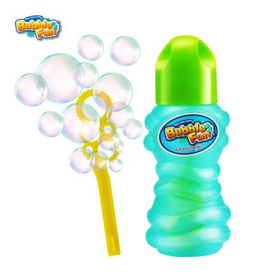 China Indoor, outdoor and travel theme parties bubble fun refill bubble solution 4 oz solution for kids, bubbles blowing included for sale