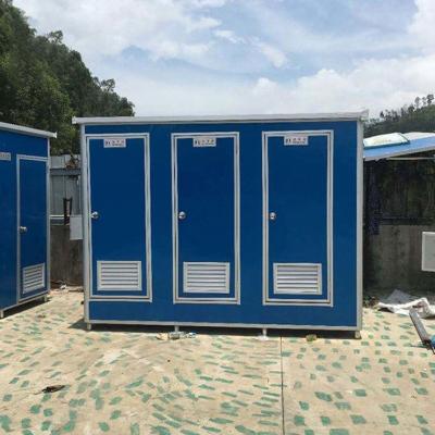 Chine Toilette multijoueur mobile extérieure préfabriquée avec électricité, plomberie et isolation à vendre