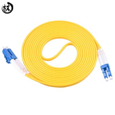 China Jumper Wire Single Mode Duplex Fiber Optic Patch Cord 3M/5M/10M SM SC/UPC-SC/UPC for sale