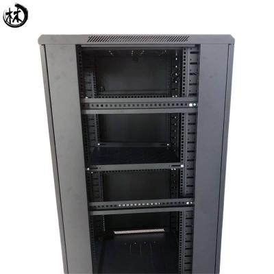 중국 15U-47U Optional Network Rack Cabinet Customizable Size For Data Center 판매용