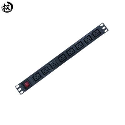 China 19 PDU 2500W de potencia de salida máximo del zócalo de la manera de la pulgada 8 para los accesorios del gabinete en venta