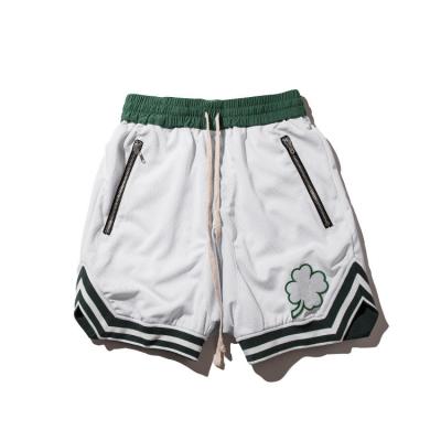 China 2022 fashion brand Anti-wrinkle hip hop shorts men's casual clover shorts big sports Capris loose basketball pants for sale