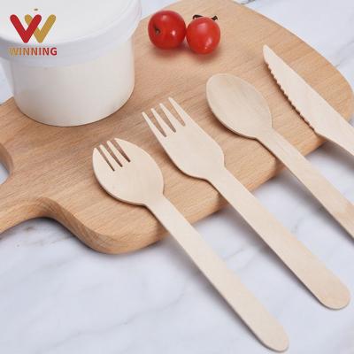 China Disposable Winning Party Used Natural Biodegradable Disposable Wooden Birch Wood Kitchen Cutlery Knife Set for sale