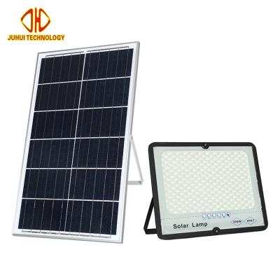 China Slim Outdoor Waterproof Commercial Solar Garden Light Fixture 40w 50w 100w 200w 300w LED Flood Light for sale