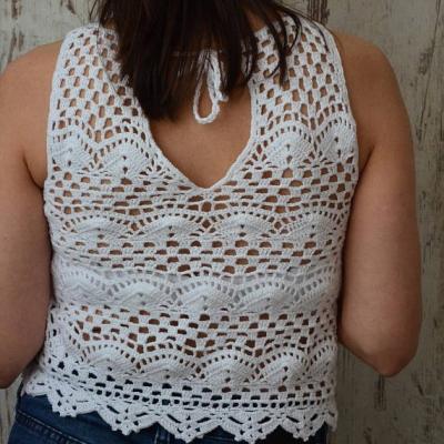 China Compressed 15 Colors Customized Handmade Crochet Crop Top White Beach Cover Up Summer Tee Tank Women Festival Clothing for sale