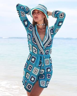 China Beautiful Anti-Wrinkle Blues Wears Handmade Crochet Cardigan for sale