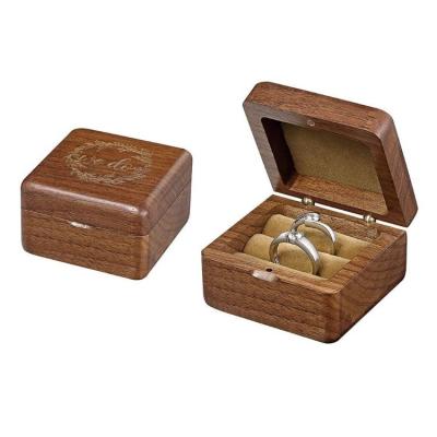 China New Design Metal Table Water Proof Craft Storage Holder Non-Toxic Durable Handmade Walnut Cushion Wooden Ring Box for sale