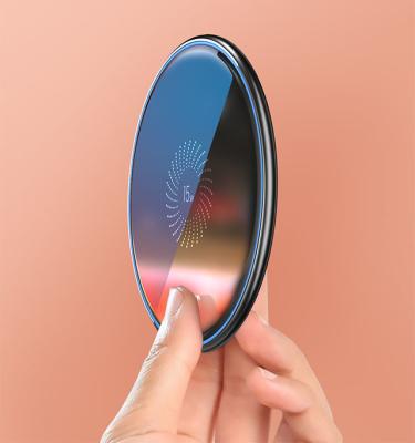 China Mirror Desktop Type C Wireless Charger 5W 7.5W 10W 15W Cargadores Para Celulares for sale