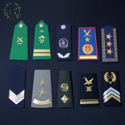 China Lightweight Custom Military Pilot Epaulets Epaulets and Badge Army Epaulet Security Police Formal Uniform Accessories Shoulder Boards for sale