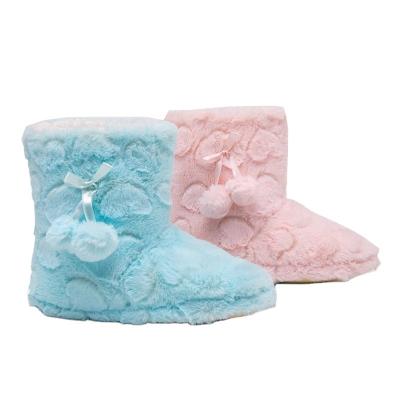 China Fashion Trend Winter Love Print Warm Cute Snow Boots for sale