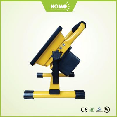 China LED portable flood light used for camping and other outdoor activities for sale