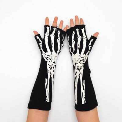 China Extended Heat Ghost Paw Skull Half-Finger Gloves Suitable for Halloween for sale