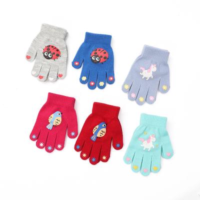 China 5-12 Years Wholesale Custom Animal Winter Gloves Cute Children's Warm Lettering Gloves Heat Cartoon Gloves for sale