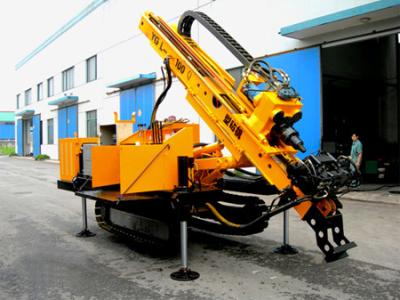 China Long Feeding Stroke Crawler Drilling Rig , Full Hydraulic Construction Drilling Equipment for sale