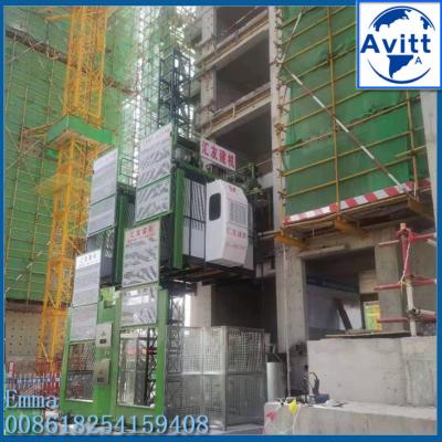 China SC100/100 Elevador de construcción 2 toneladas fuera de edificios Tipo de escalada en venta