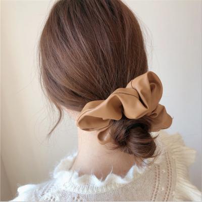 China Wholesale Hair Accessories Scrunchies Ladies Hair Decoration Korean Leather Scrunchies Women Hair Ties For Girls for sale