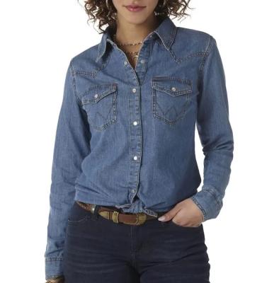 China                  Fashion Women′s Denim Shirt Long Sleeve Button with Pocket Shirt              for sale