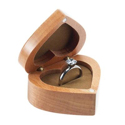 China High Quality Red Rosewood Wedding Eco-Freindly Simple Black Walnut Ring Box for sale