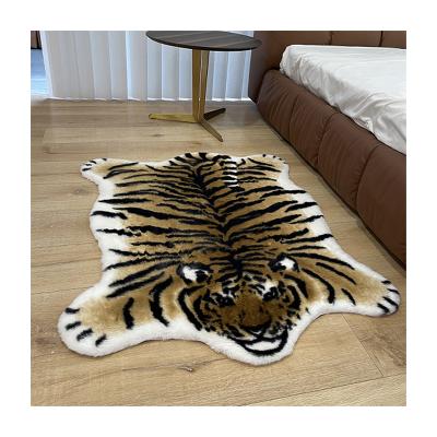 China New Design Tiger Print Floor Rug Cowhide Faux Cowhide Blanket Reversible Area Rug Animal Print Rug For Living Room Bathroom Anti-Slip Rug for sale