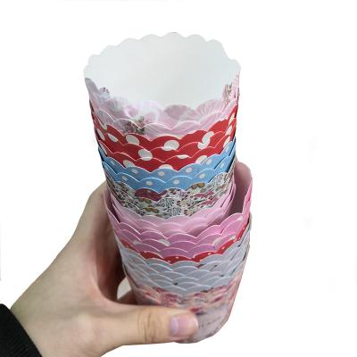 China New Style Cupcake Liner Use European Waterproof Paper Cup Wholesale Biodegradable Baking Cup for sale