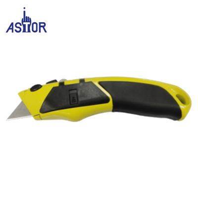 China Heavy Duty Retractable Quick-change Multi Function Utility Knife for sale