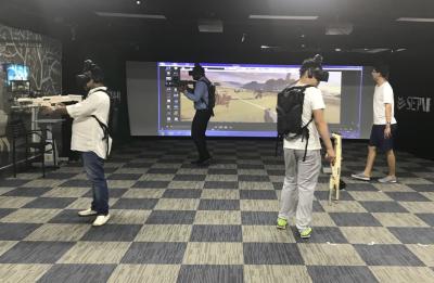 Chine Jeux vidéo de réalité virtuelle, une grande expérience de l'espace avec le laser plaçant des jeux de VR à vendre