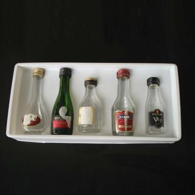 China Disposable Bottle Tray Food Grade Beer Wine Glass Bottle Tray Explanation Clear Disposable Plastic Tray for sale