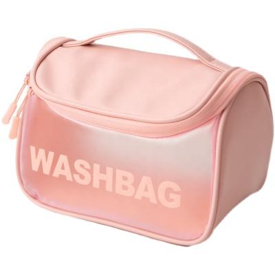 China Fashion Wholesale Women Fashion PVC Transparent Plastic Zipper Cosmetic Bag With Clear Handle Travel Makeup Bags for sale