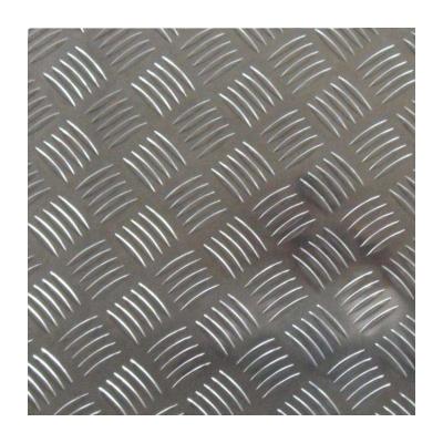 China Building Decoration 201 Hot Rolled 304 316 Stainless Steel Corrugated Plate Checkered Sheet for sale