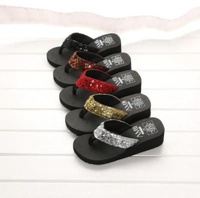 China Designer Latest Lightweight Wedge Flip Slippers Platform Sandals For Women Eva Summer Daily Wear Bling for sale