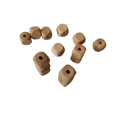 China Custom Wooden Beads DIY Gifts Small Square Decorations Accessories Such As Bracelets, Key Chains, Pendants, Etc. for sale