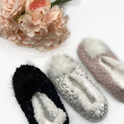 China Breathable Winter Thick Non-skipping Floor Knocks Room Slipper Socks Knitted Short Slipper Socks for sale