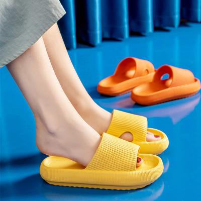 China Wholesale Fashion Trend China PVC Summer Ladies Woman House Slippers And Female Anti-skid Rubber Sandal For Women's Slides Slippers for sale