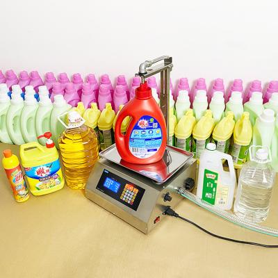 China China Factory Price New Small Business Food Machinery Electronic Barrel Bottle Liquid Weighing Filling Machine 34L/min for sale