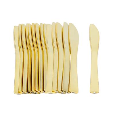 China Party 100 Gold Disposable Knives Looks Like Durable Heavy Duty Gold Plastic Silverware Solid Cutlery for sale