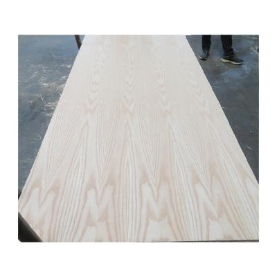 China Widely Used Modern Oak Veneer Plywood Veneer Poplar Core At Appropriate Price for sale