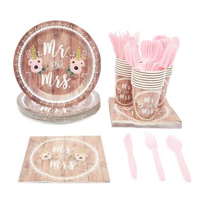 China Modern Mr. And Mis Theme Wedding Party Supplies Tableware Disposable Paper Set for sale