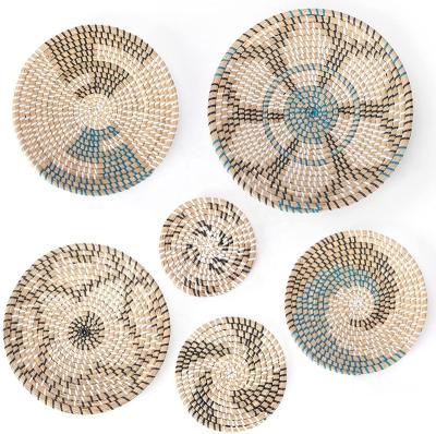 China Sustainable Handmade Wall Hanging Basket Decor (Set 6) Of Natural Home Decor Rattan Woven Basket Wall Decor Boho Hanging Basket for sale